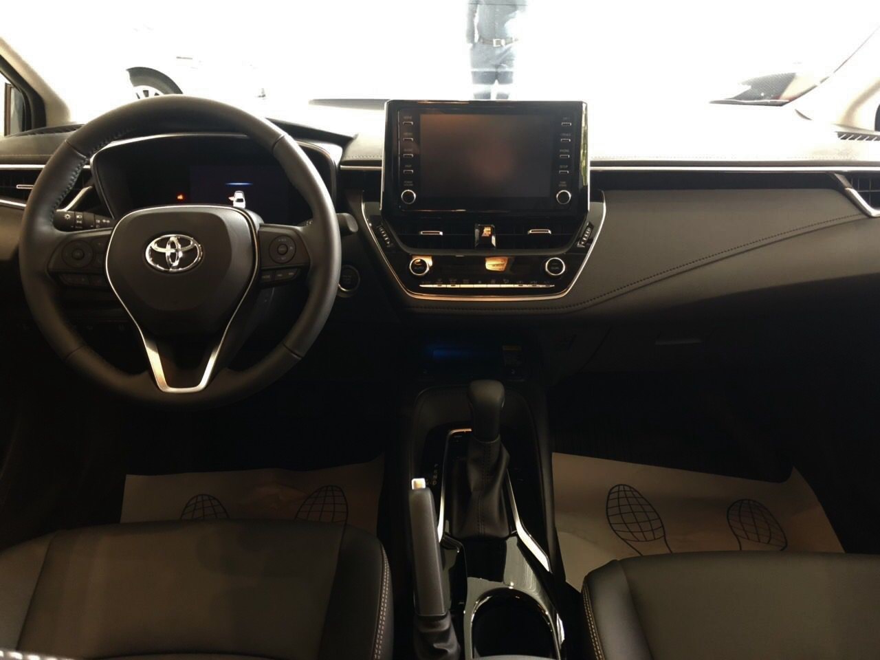 Toyota Corolla 2019 передняя панель